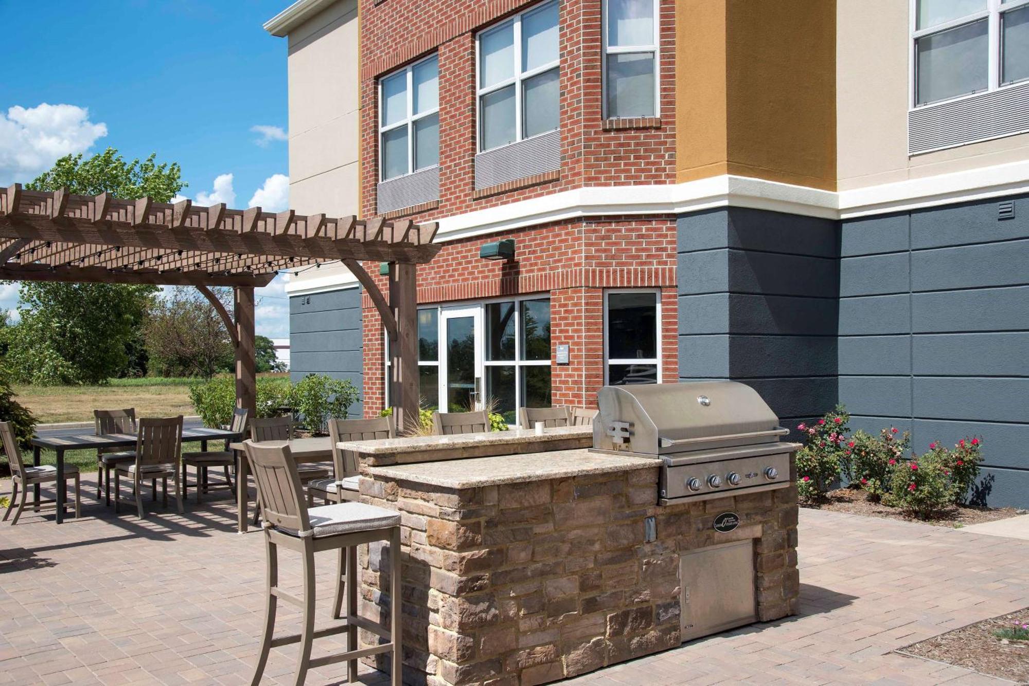 Homewood Suites By Hilton Indianapolis Airport / Plainfield Exterior foto